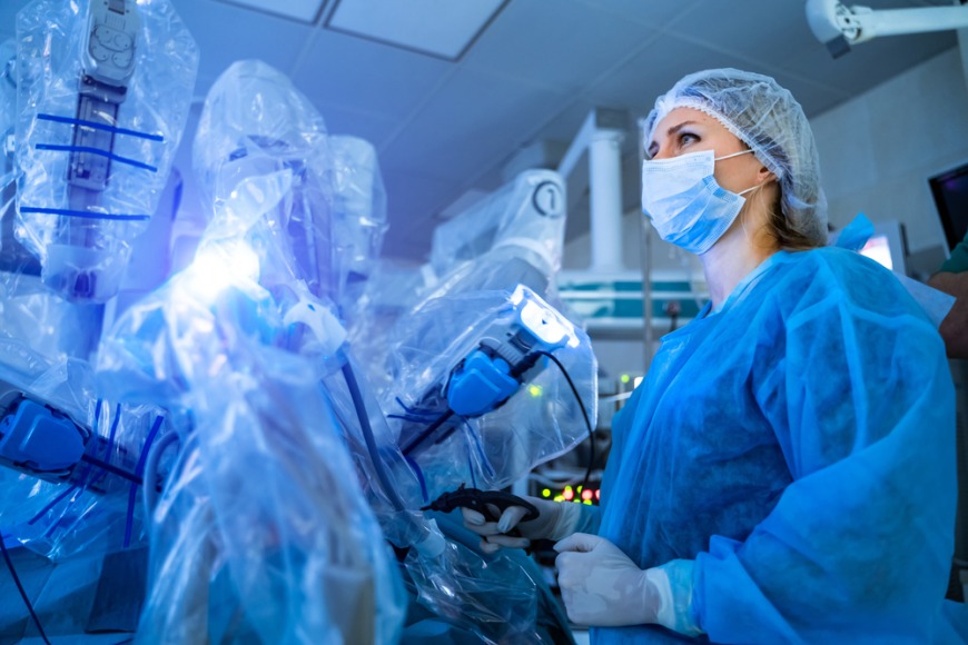 Mediclinic City Hospital Robotics Surgery Team in Dubai Mediclinic City Hospital Robotics Surgery Team in Dubai